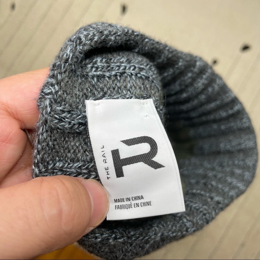 R The Rail Grey and Green Stripe Ribbed Beanie - Picture 3 of 4